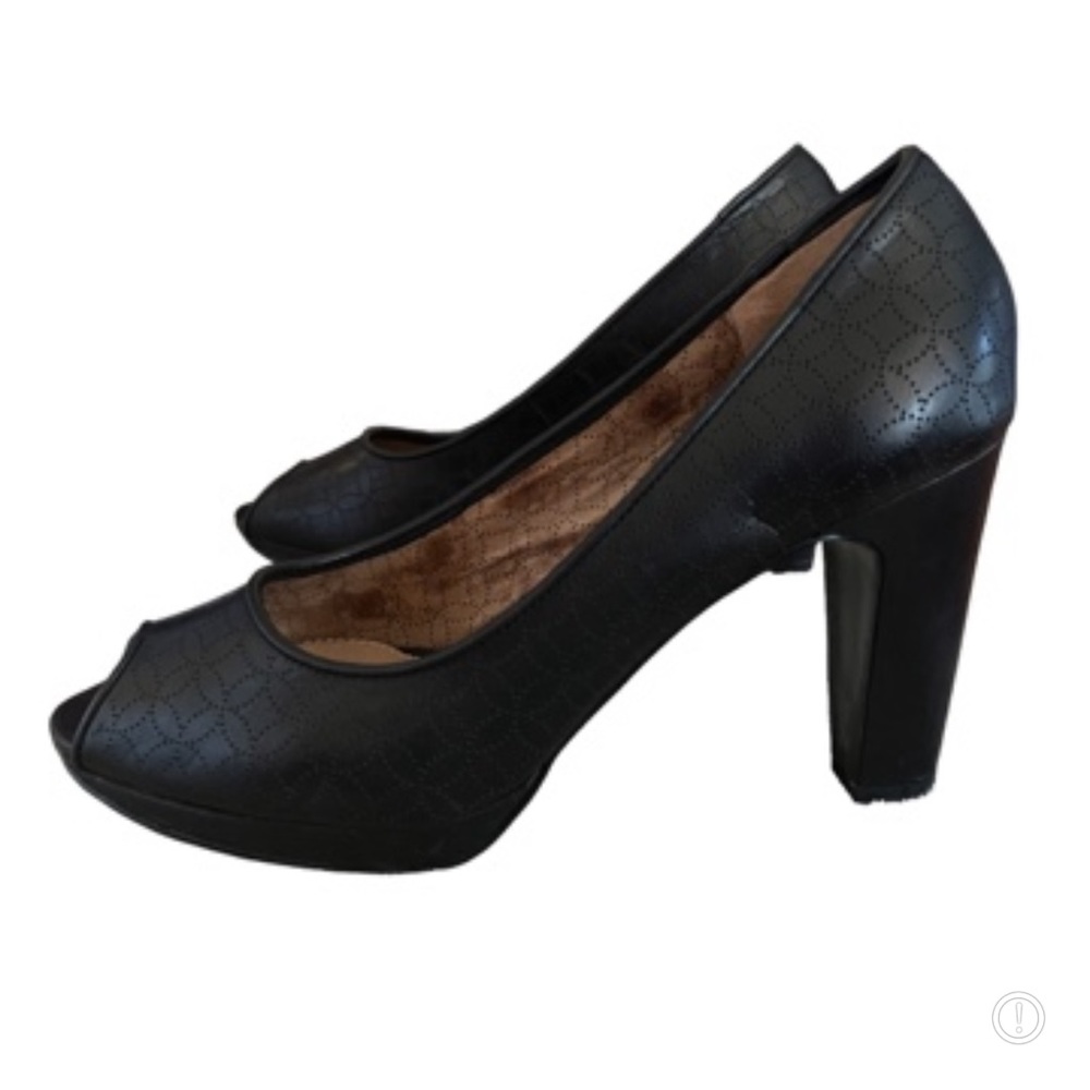 Fossil Women’s Size 10 Black Perforated Peep Toe Heels.